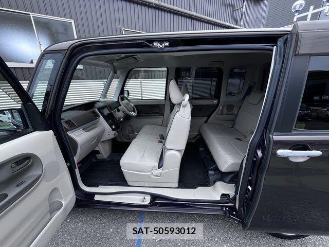 Daihatsu TANTO 2015-03 7330540-11