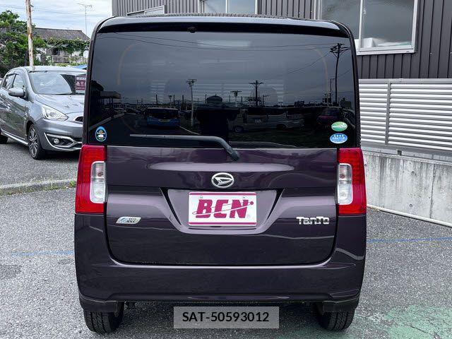 Daihatsu TANTO 2015-03 7330540-22