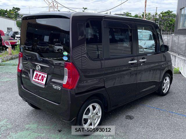 Daihatsu TANTO 2015-03 7330540-2