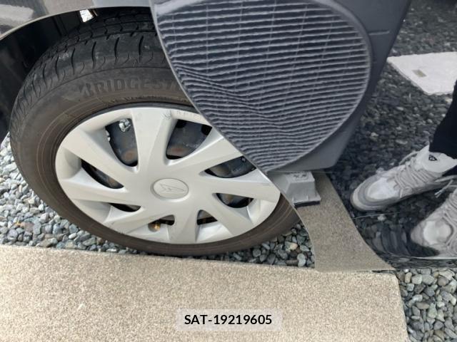 Daihatsu TANTO 2018-12 7330546-7