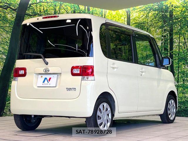 Daihatsu TANTO 2011-11 7330539-16