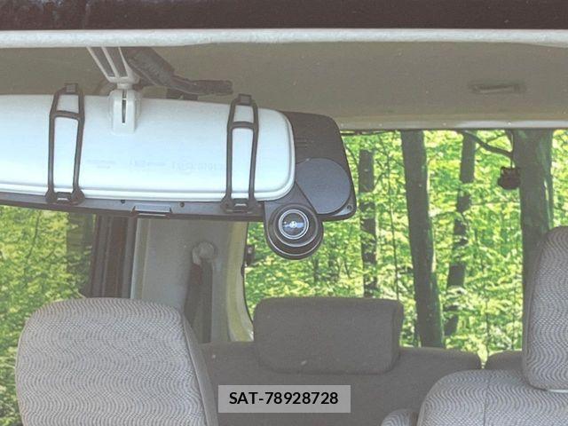 Daihatsu TANTO 2011-11 7330539-2