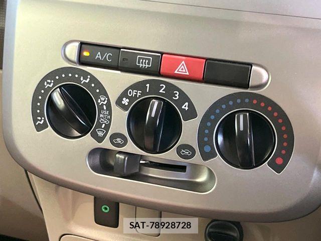 Daihatsu TANTO 2011-11 7330539-4