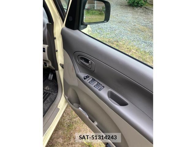 Daihatsu TANTO 2010-03 7330562-11