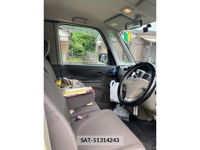 Daihatsu TANTO 2010-03 7330562-12