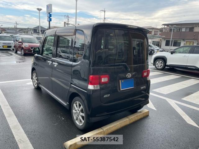Daihatsu TANTO 2013-06 7330553-2