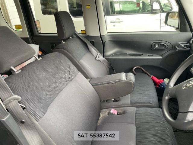 Daihatsu TANTO 2013-06 7330553-5