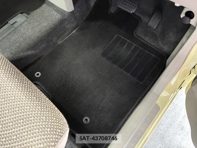 Daihatsu TANTO 2018-07 7330531-11
