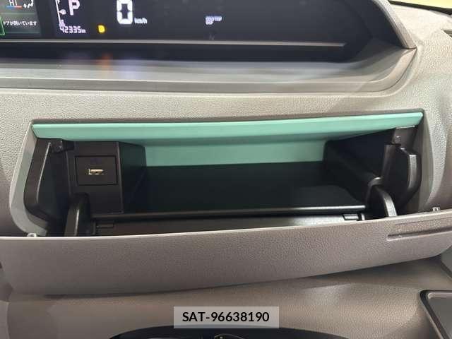 Daihatsu TANTO 2019-12 7330529-25