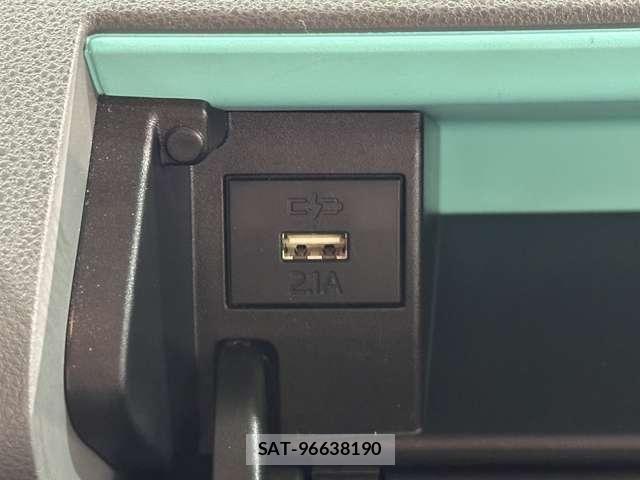 Daihatsu TANTO 2019-12 7330529-26