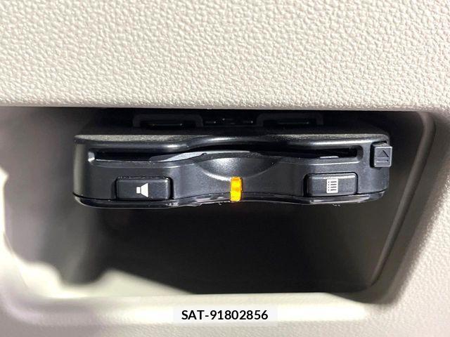 Daihatsu TANTO 2015-10 7330545-5