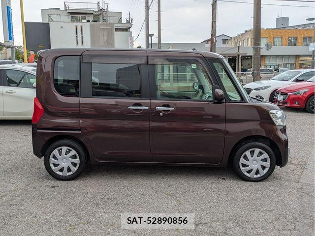 Daihatsu TANTO 2017-02 7330544-17
