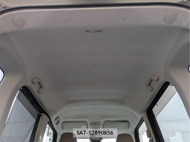 Daihatsu TANTO 2017-02 7330544-5
