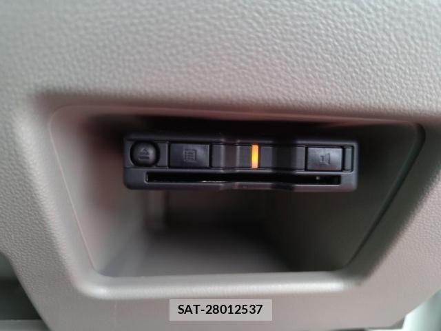 Daihatsu TANTO 2018-11 7330530-19