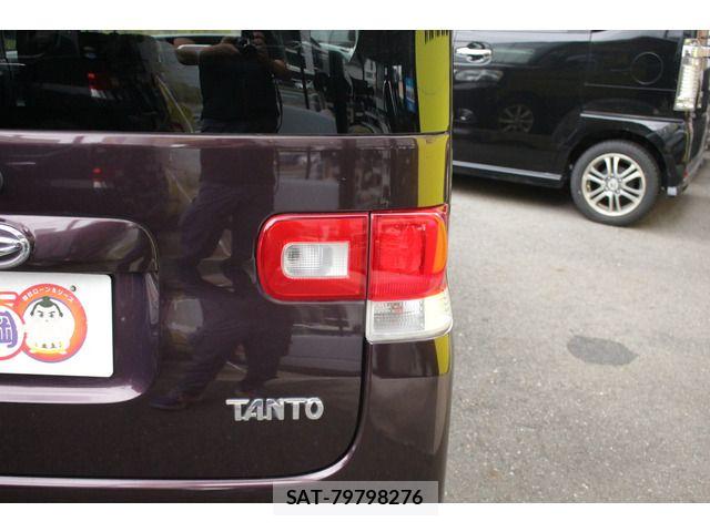 Daihatsu TANTO 2013-08 7332715-17