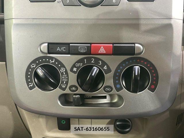 Daihatsu TANTO 2011-06 7330554-4