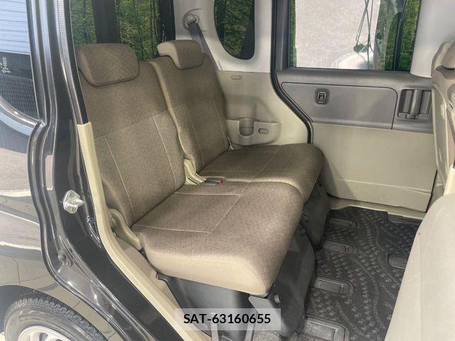 Daihatsu TANTO 2011-06 7330554-6