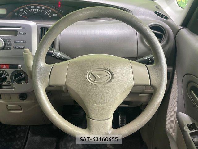 Daihatsu TANTO 2011-06 7330554-8