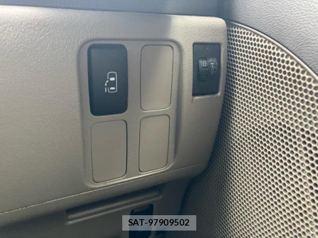 Daihatsu TANTO 2010-03 7360116-17