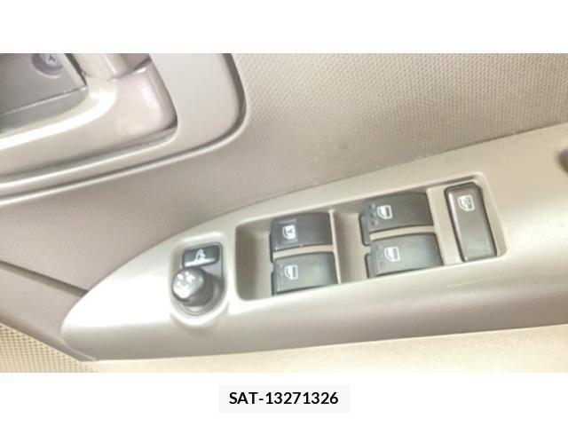 Daihatsu TANTO 2011-09 7360113-12
