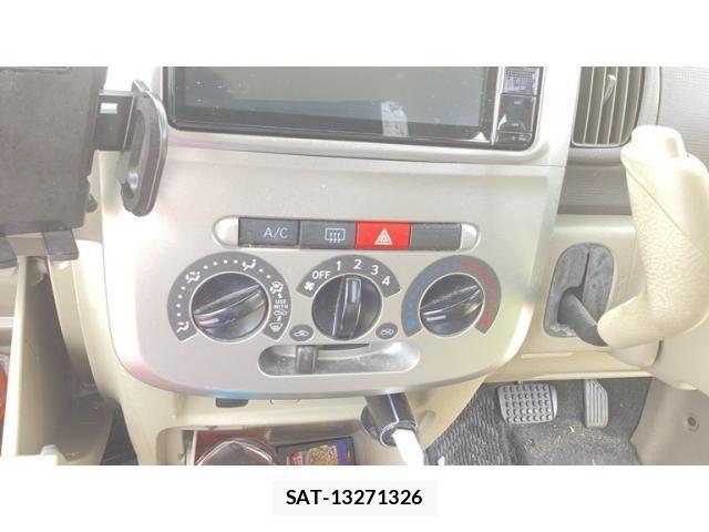 Daihatsu TANTO 2011-09 7360113-8