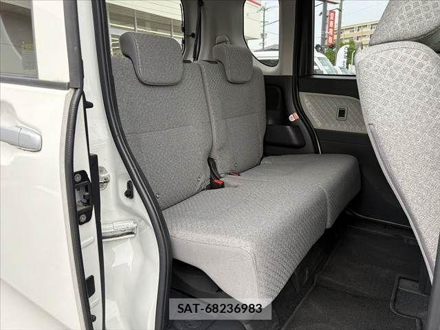 Daihatsu TANTO 2021-05 7360100-17