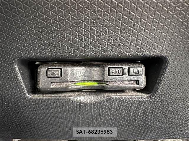 Daihatsu TANTO 2021-05 7360100-5
