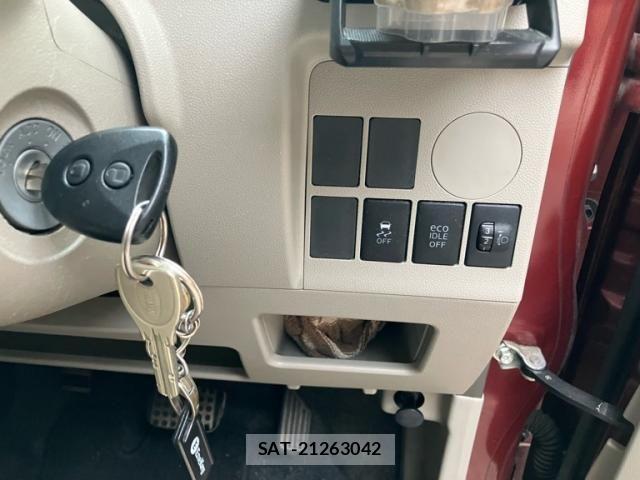 Daihatsu TANTO 2015-09 7360106-13