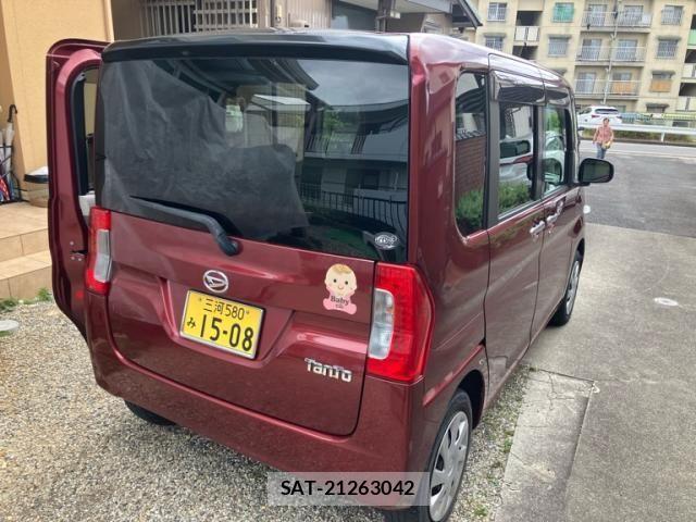 Daihatsu TANTO 2015-09 7360106-4