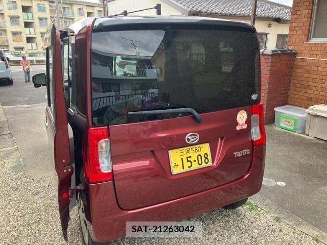 Daihatsu TANTO 2015-09 7360106-5