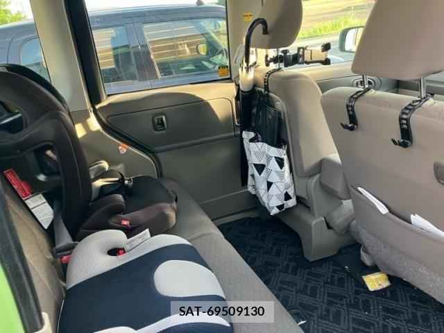 Daihatsu TANTO 2011-08 7360117-11