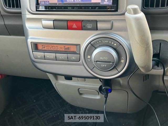 Daihatsu TANTO 2011-08 7360117-16