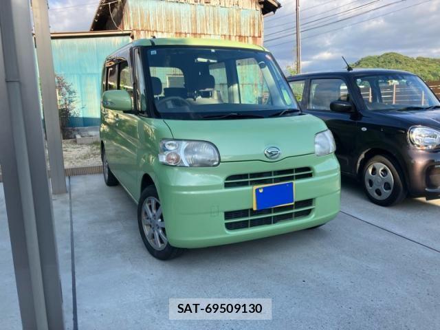Daihatsu TANTO 2011-08 7360117-1