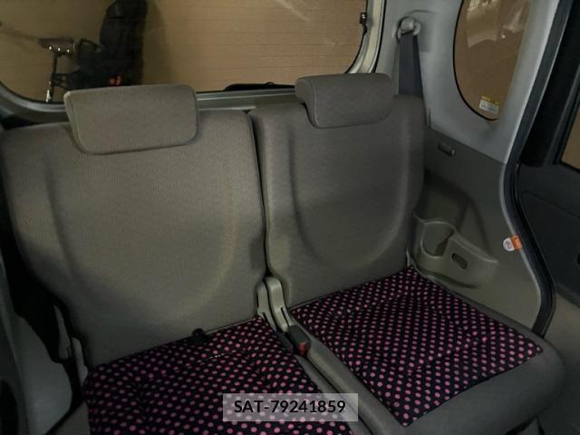 Daihatsu TANTO 2010-01 7360118-11