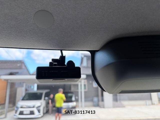 Daihatsu TANTO 2019-09 7360105-14