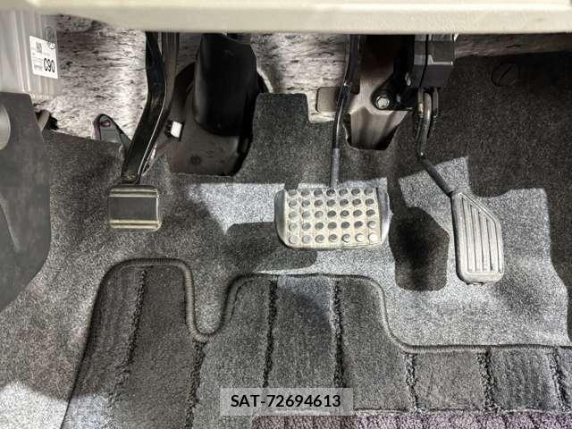 Daihatsu TANTO 2016-02 7360104-29