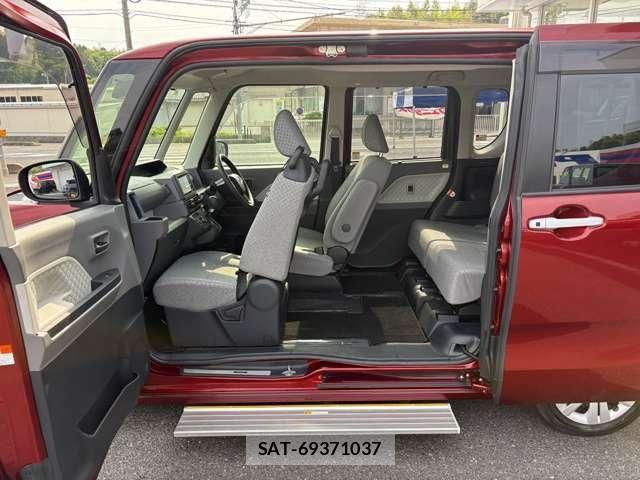 Daihatsu TANTO 2019-09 7360097-4