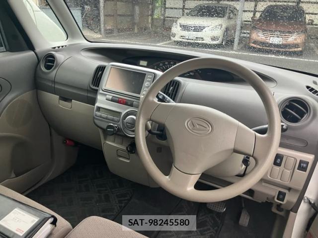 Daihatsu TANTO 2011-07 7360115-11
