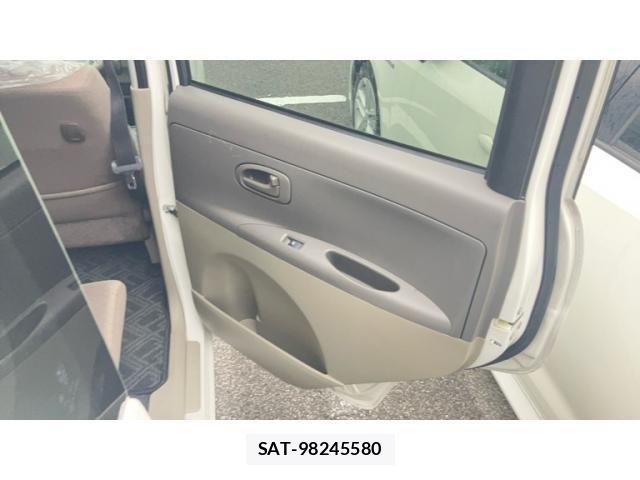 Daihatsu TANTO 2011-07 7360115-12