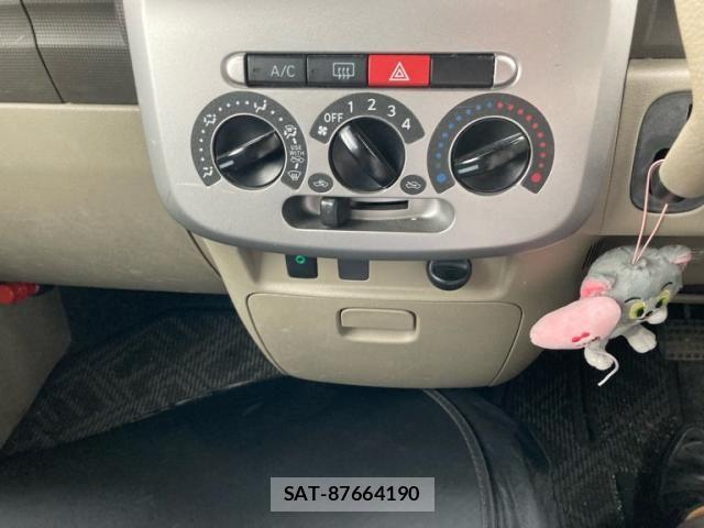 Daihatsu TANTO 2012-03 7360112-16