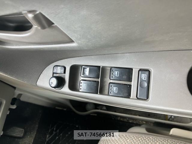 Daihatsu TANTO 2017-04 7394455-14