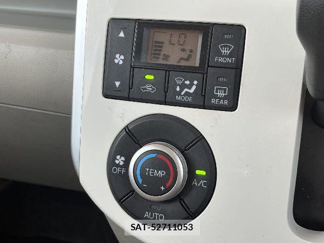 Daihatsu TANTO 2017-02 7394439-14