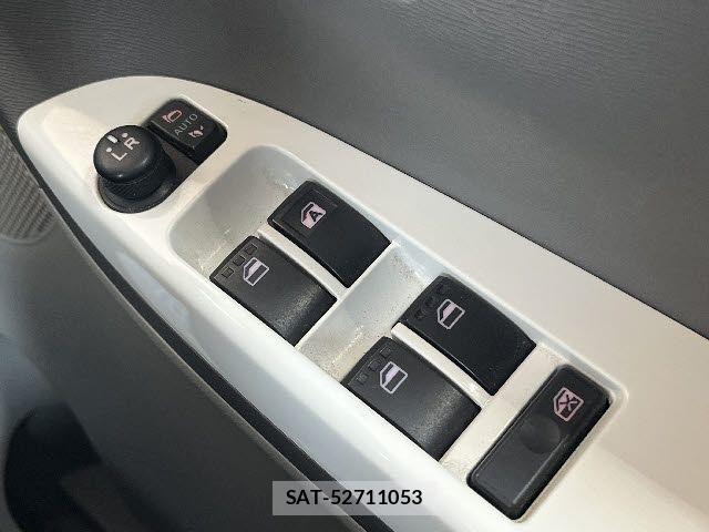 Daihatsu TANTO 2017-02 7394439-17