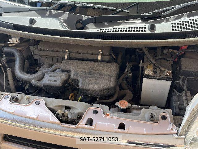 Daihatsu TANTO 2017-02 7394439-27