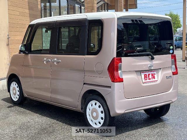 Daihatsu TANTO 2017-02 7394439-8