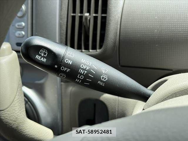 Daihatsu TANTO 2012-03 7394453-24