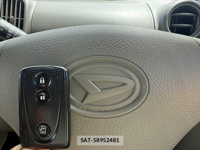 Daihatsu TANTO 2012-03 7394453-3