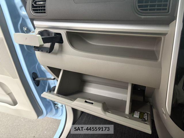 Daihatsu TANTO 2018-05 7394438-16