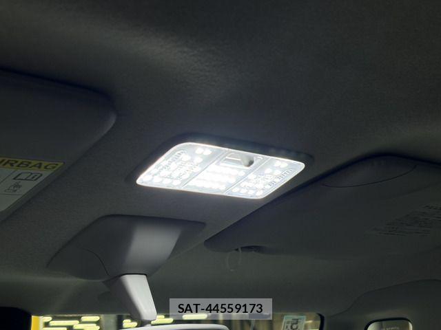 Daihatsu TANTO 2018-05 7394438-18