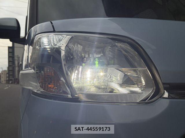 Daihatsu TANTO 2018-05 7394438-19